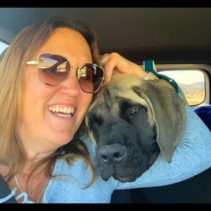 Meet your Posher, Amy